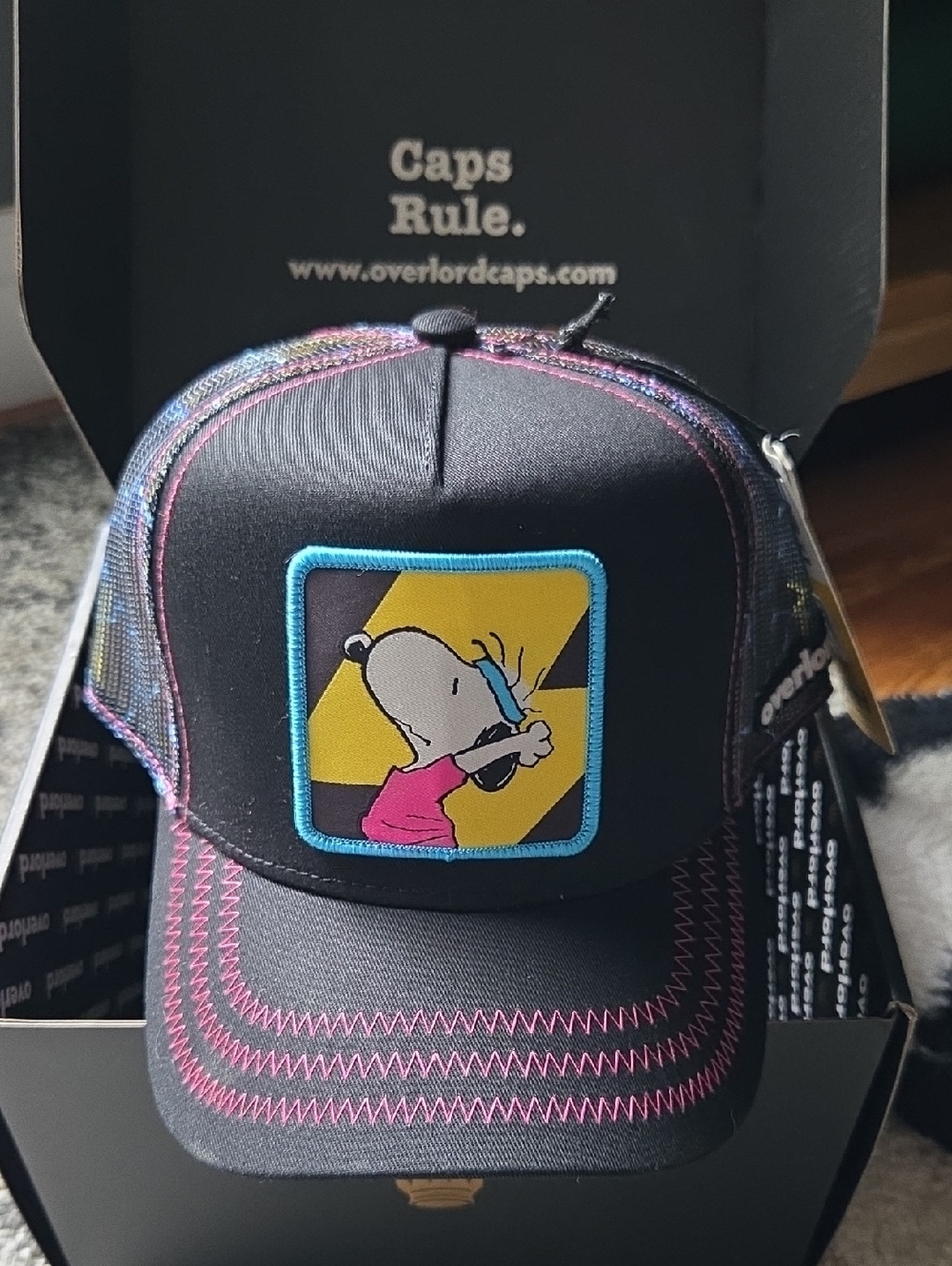 NWT OVERLORD X PEANUTS FLASH BEAGLE SNOOPY TRUCKER CAP